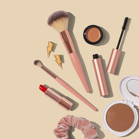 Beauty, Cosmetics & Hair